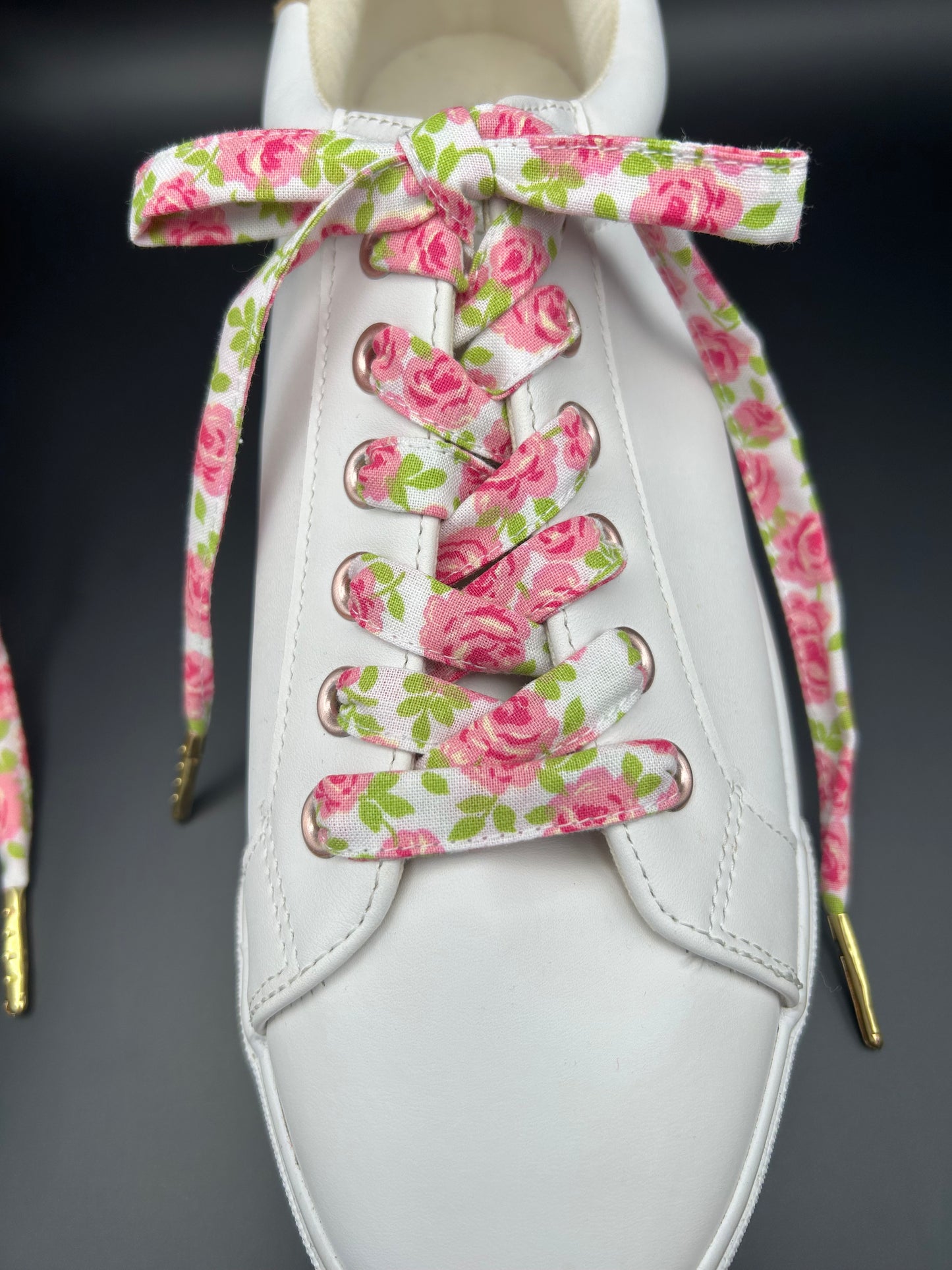 Lacets fleuri fait main , customiser baskets Rouge, Rose, Violet, Turquoise et Jaune