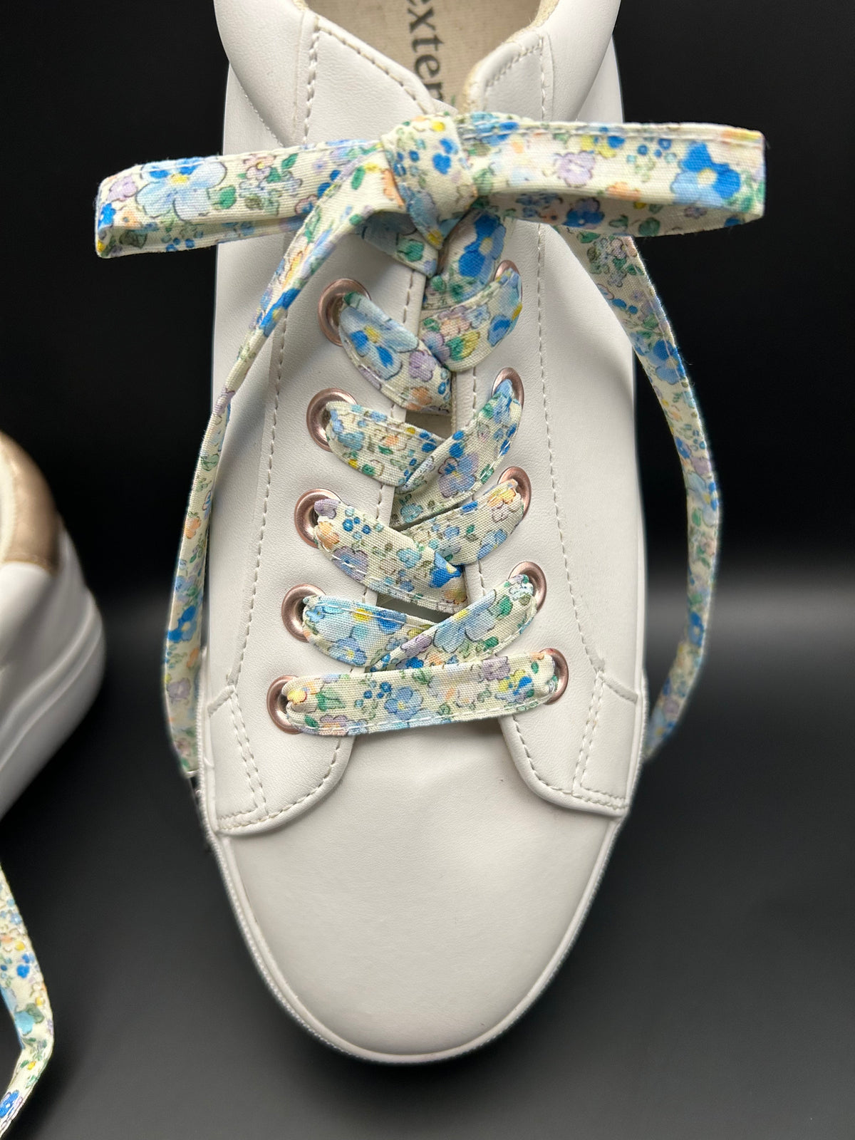 Lacets fleuris bohème