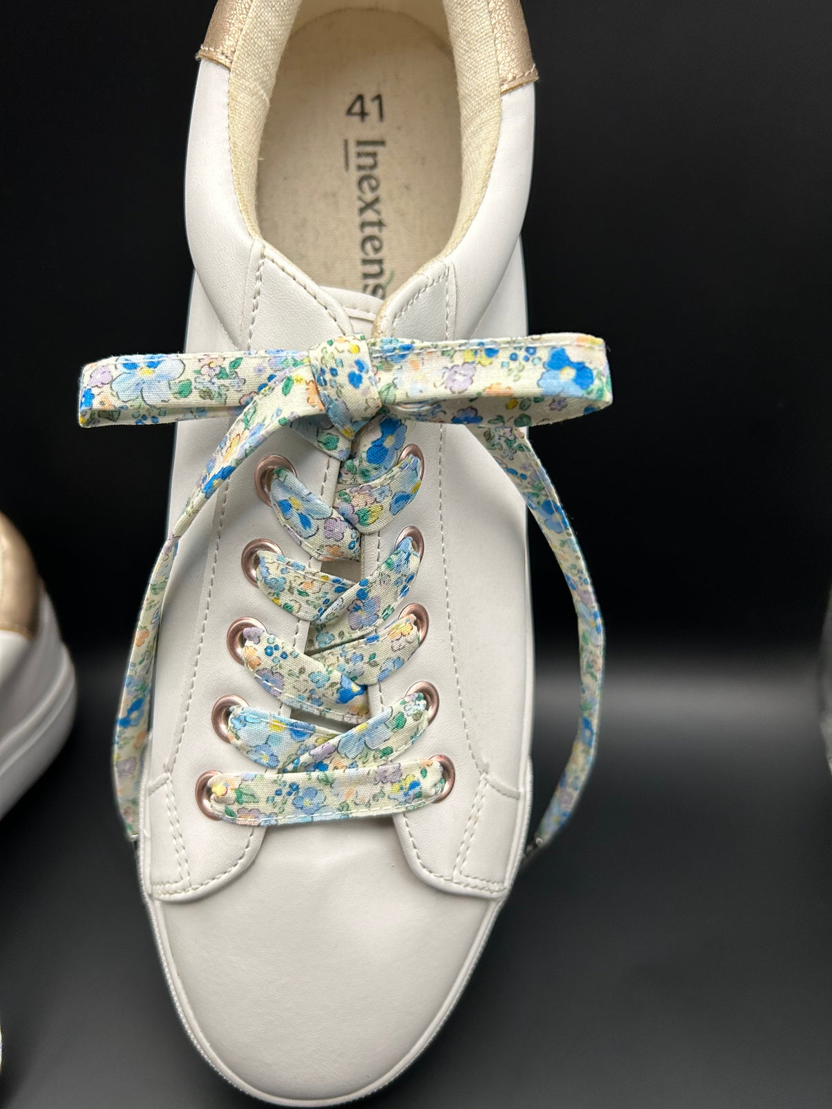 Lacets fleuris bohème