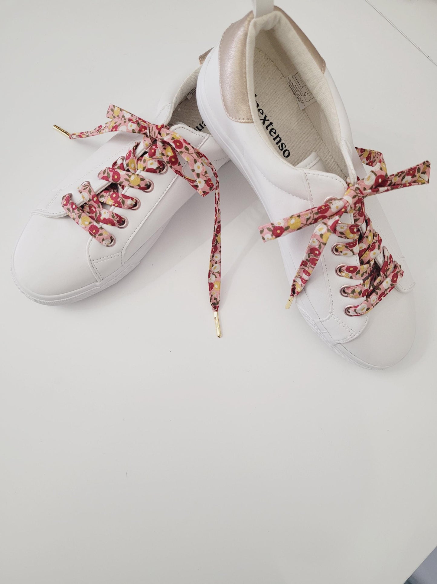 Lacets fleuri en coton