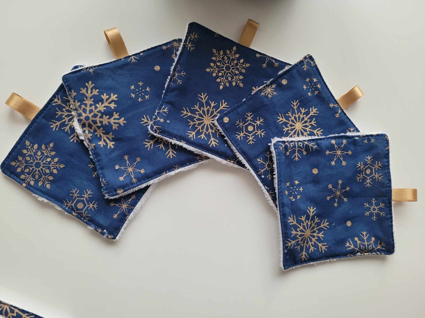 Panier et lingettes démaquillantes