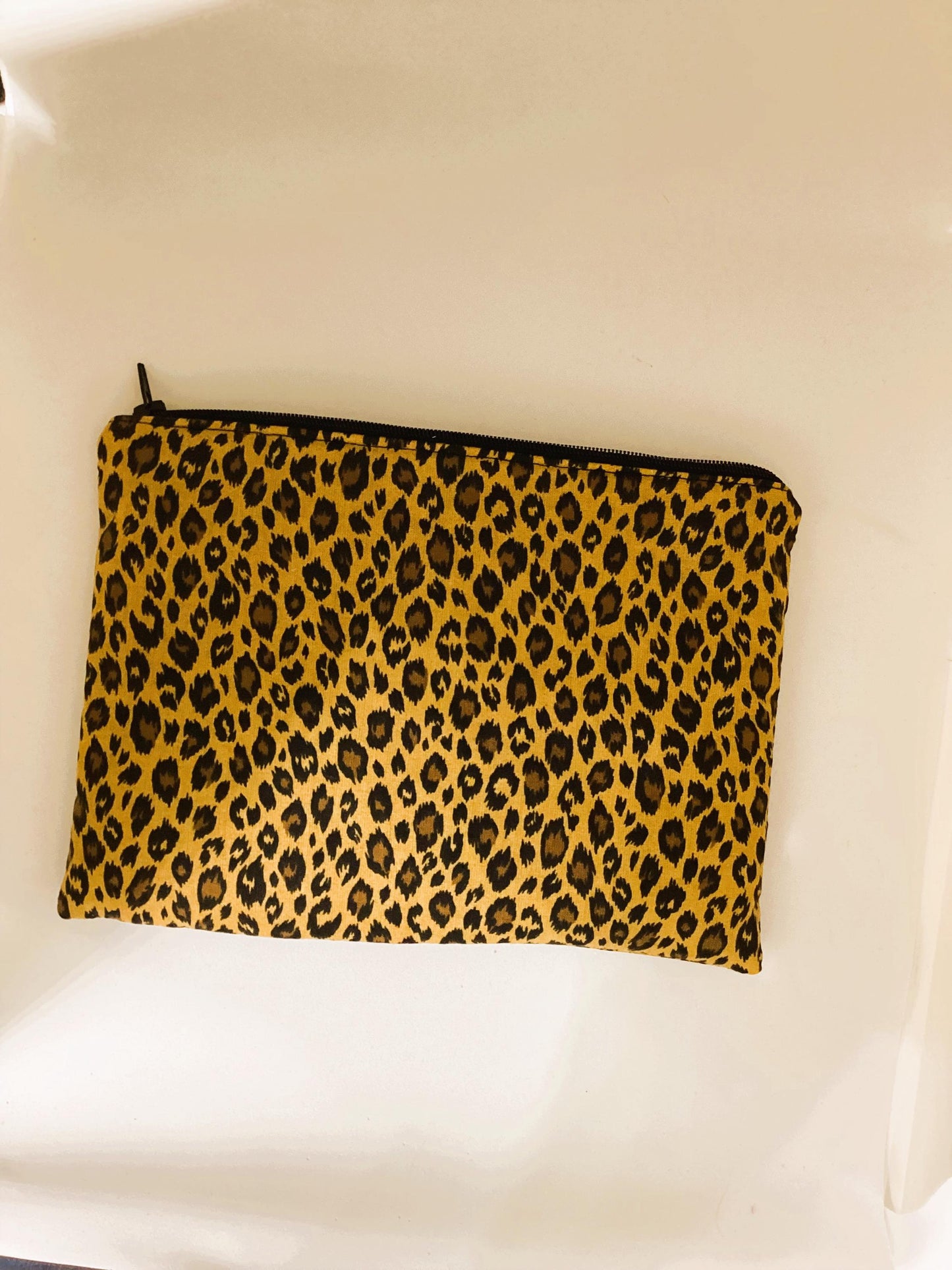 Pochette élégante en coton à imprimé léopard - Pochette de rangement chic pour les essentiels des femmes