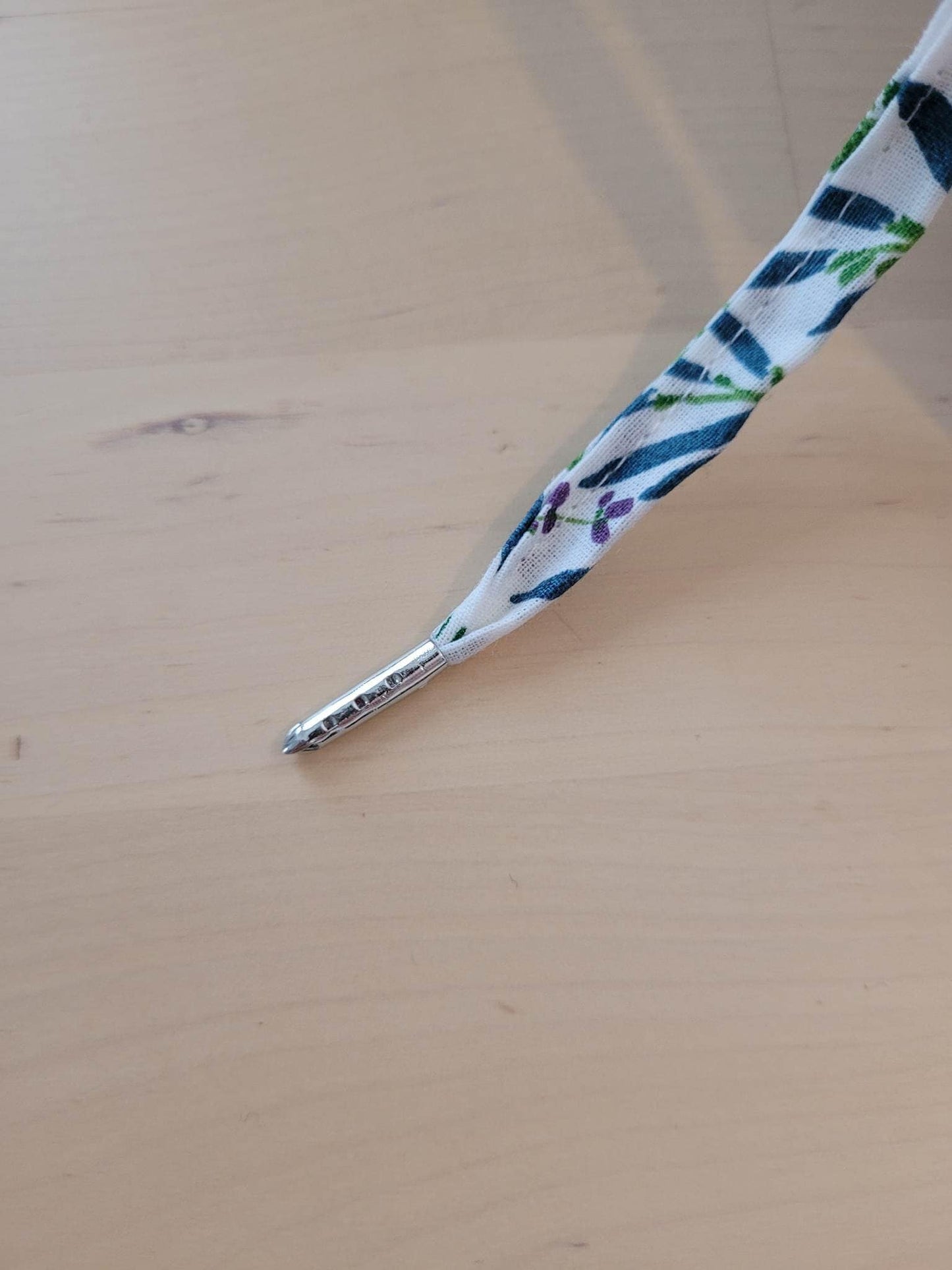 Lacets fleuri en coton bio