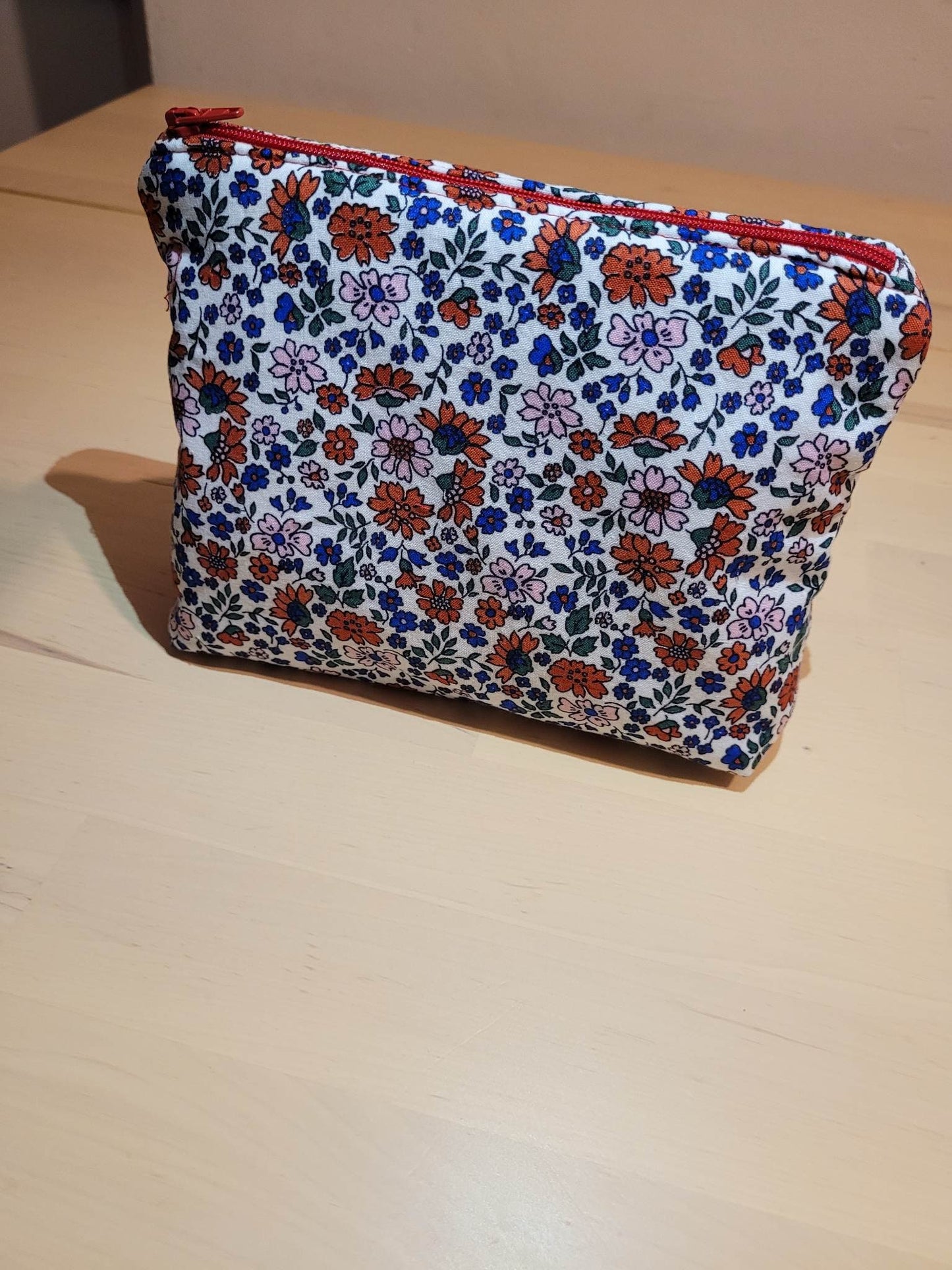 Trousse maquillage en tissu fleuri