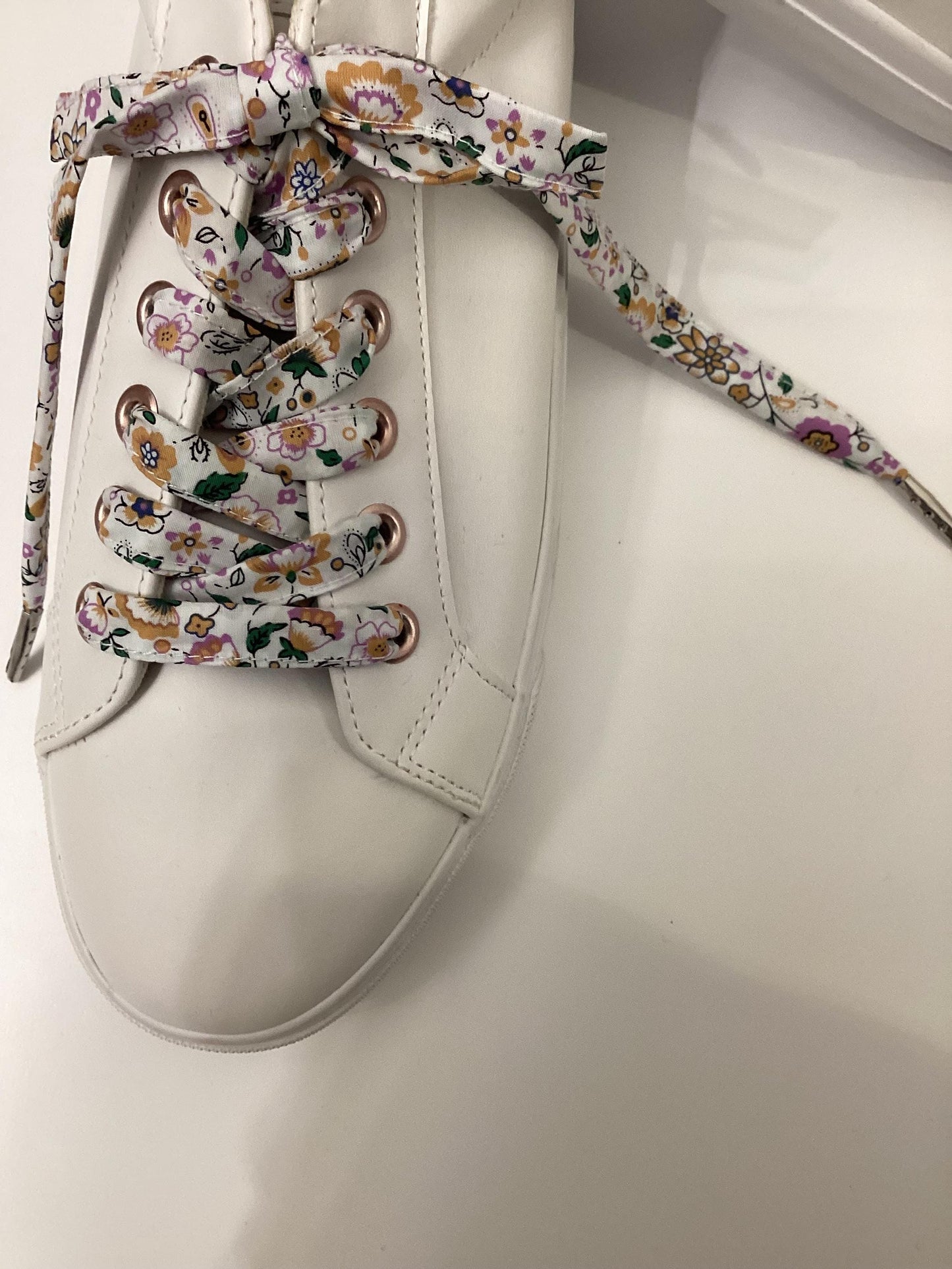 Lacets fleuri viscose