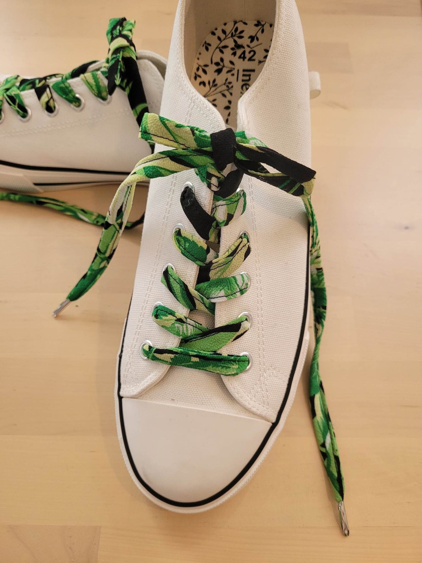 Lacets feuilles vert