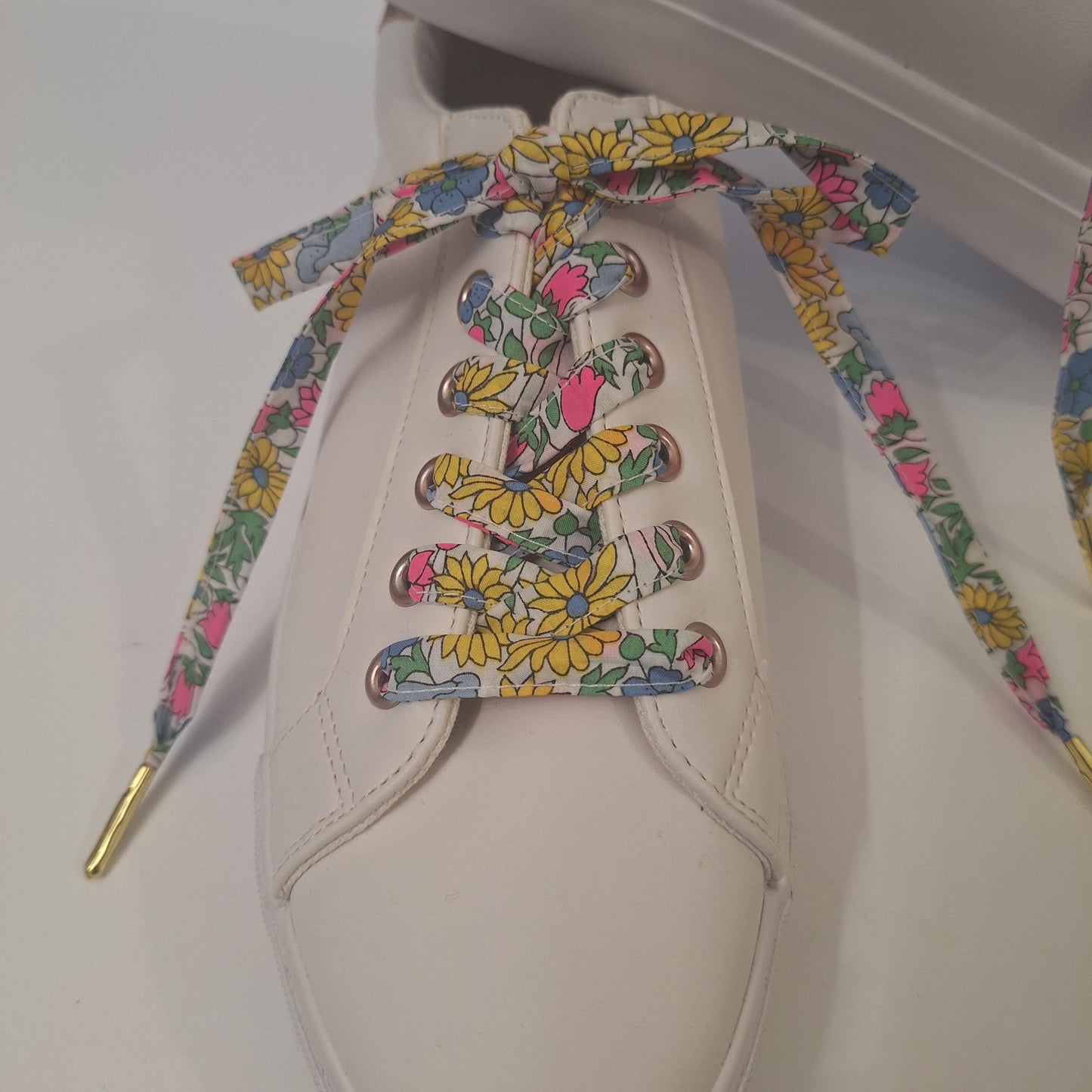 Lacets en coton Liberty fleuri : lacets faits main pour baskets, bottes et chaussures tendance