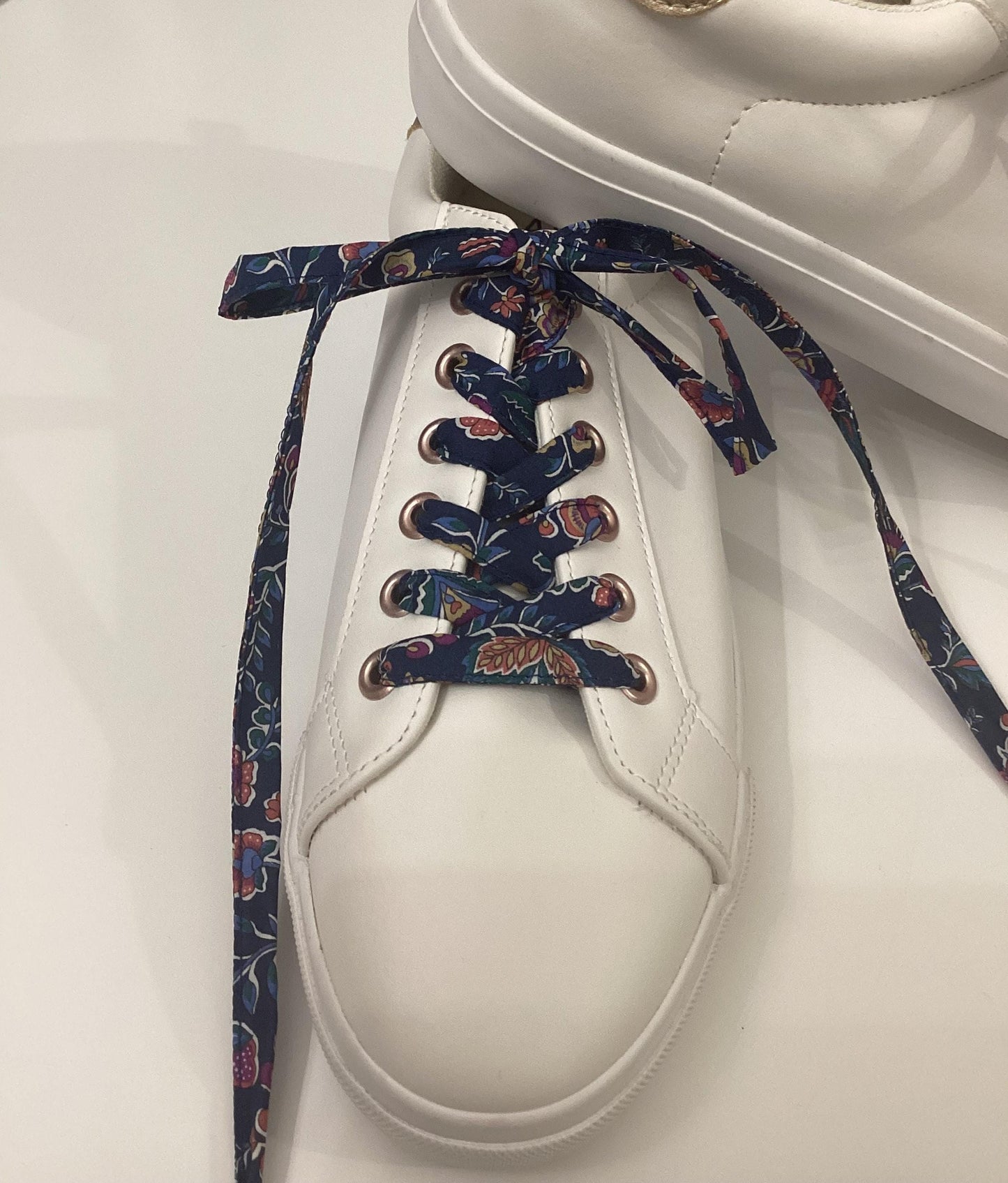 Lacets fleuri liberty en tissu coton