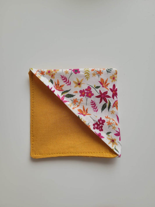 Marque-pages fleuri en tissu coton