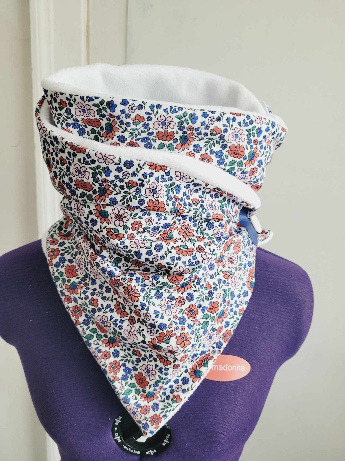 Echarpe polaire fleuri