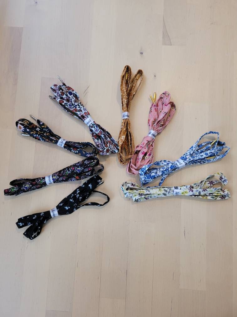 Lacets fleuri style liberty bio