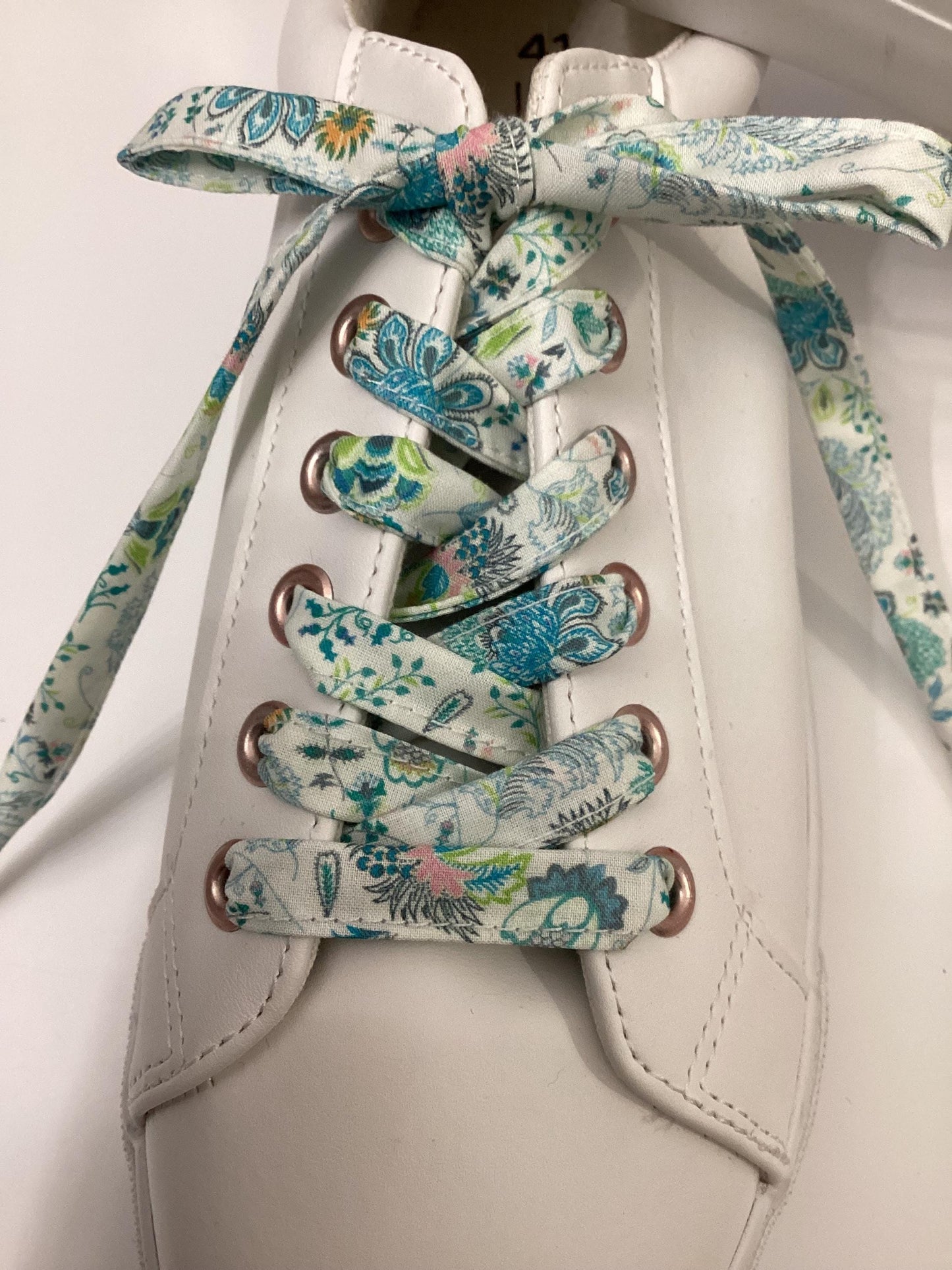 Lacets fleuri viscose