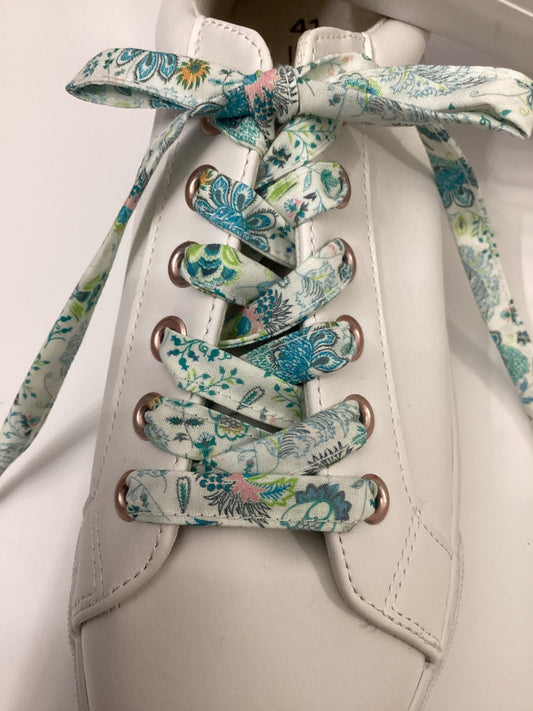 Lacets fleuri viscose