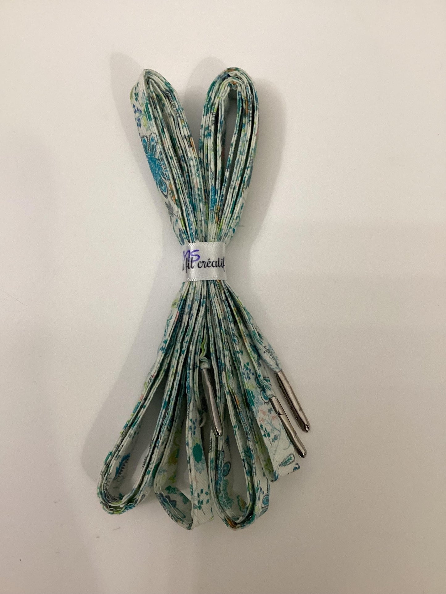 Lacets fleuri viscose