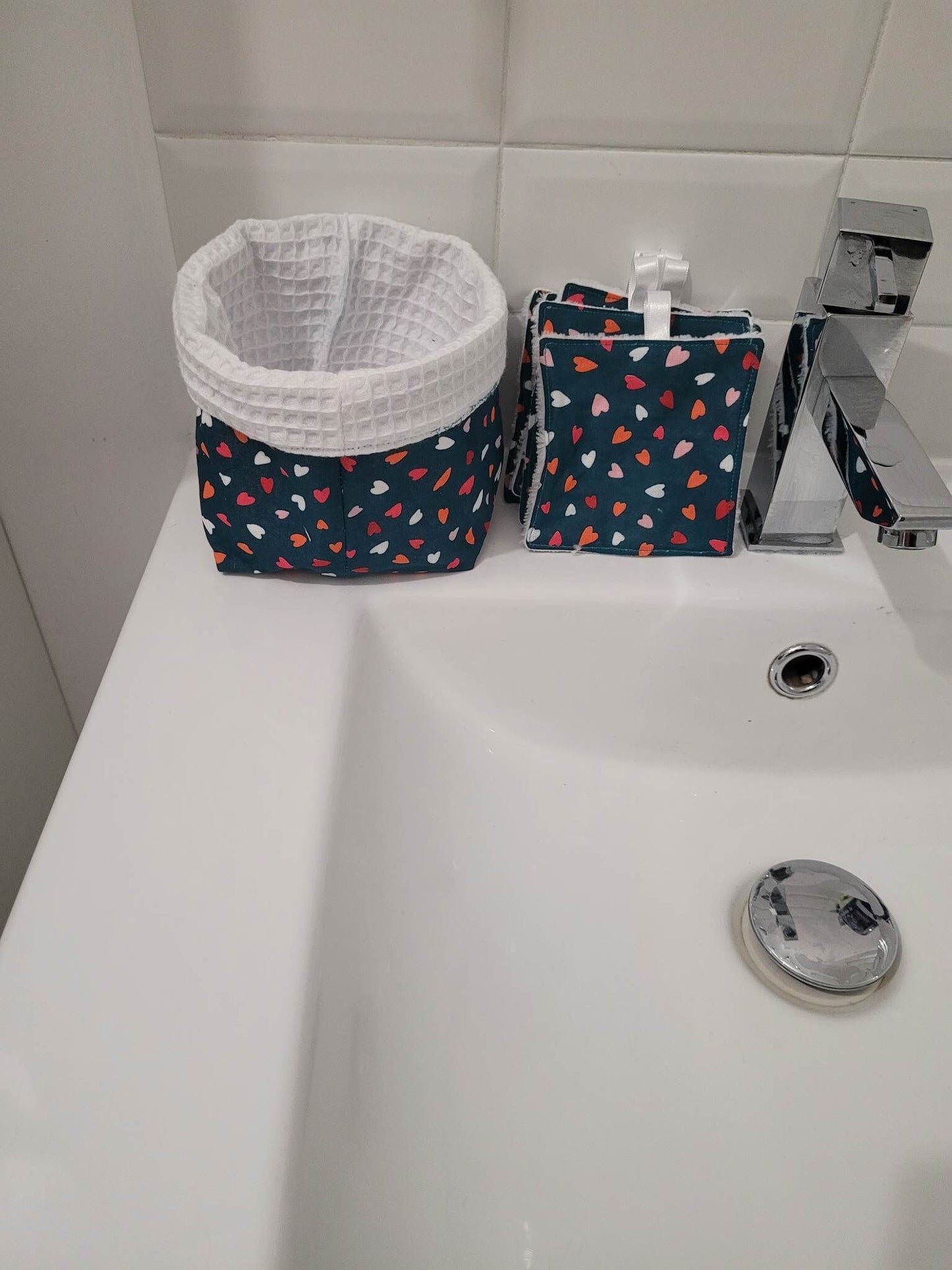 Panier et lingettes lavable coeur bio