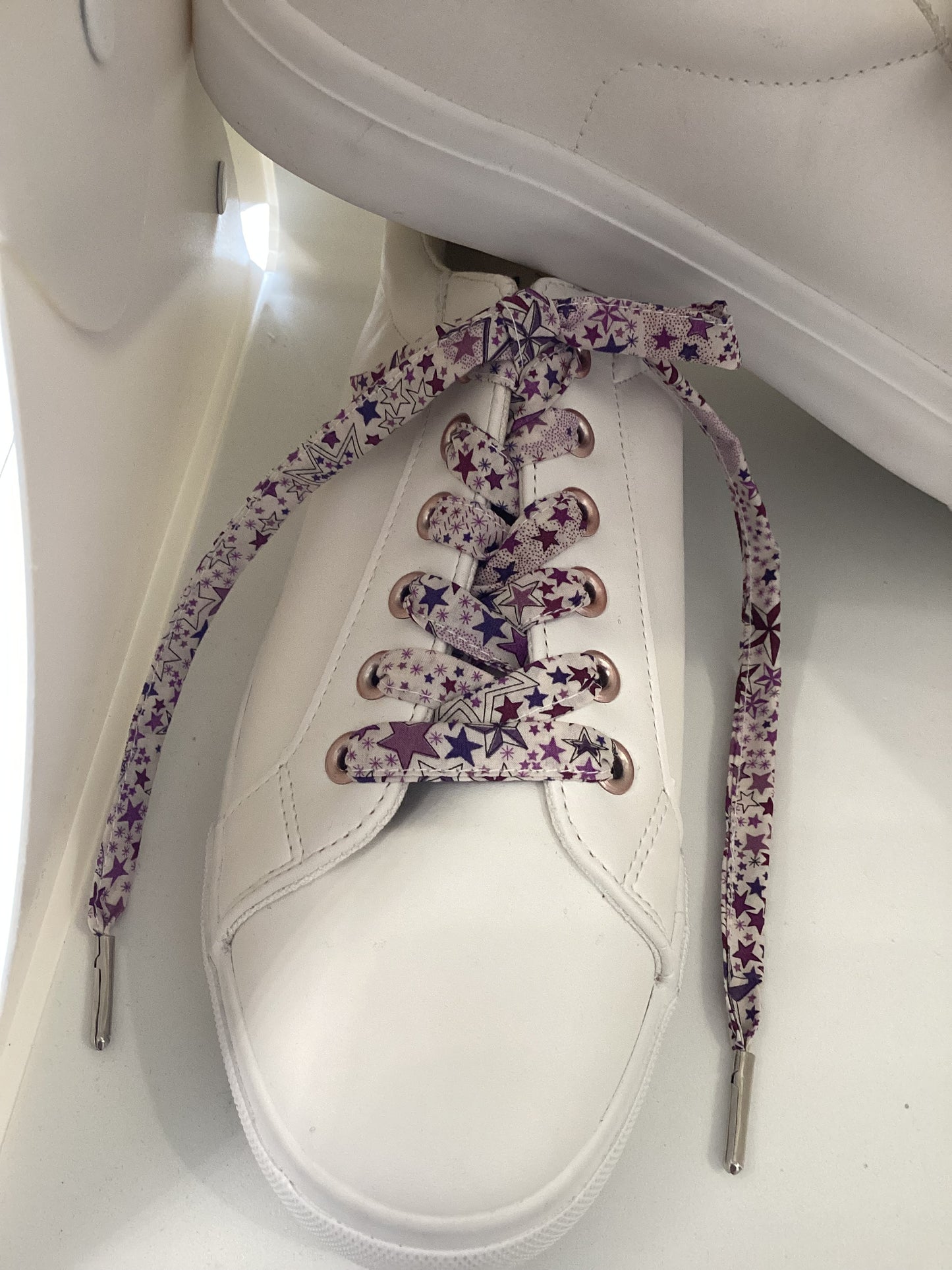 Lacets fleuri liberty